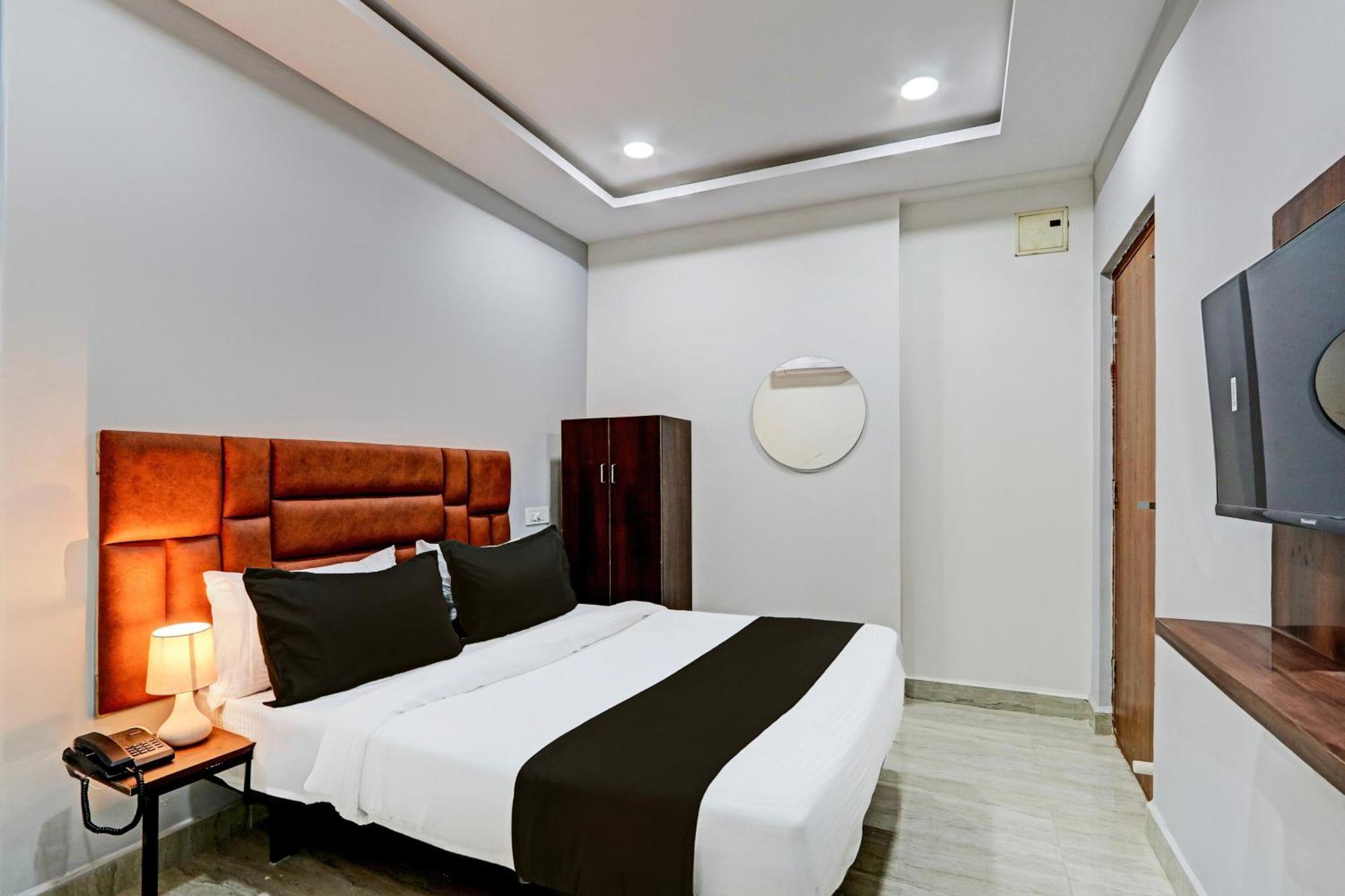 היידראבד Super Hotel O Lavish Tranquil מראה חיצוני תמונה